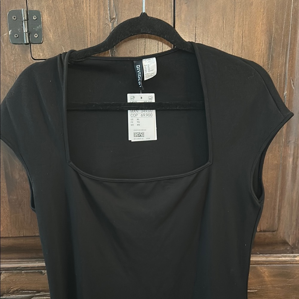 H&M Black Mini Sheath Dress Scoop Neck Cap Sleeves - Picture 2 of 4